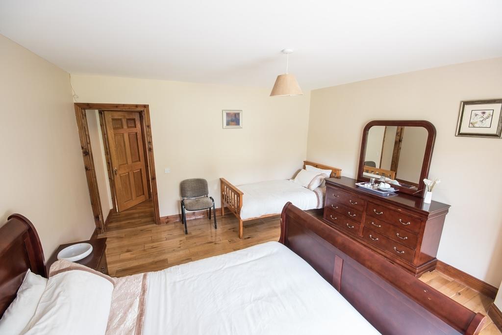 Restmore B&B Anascaul Екстериор снимка