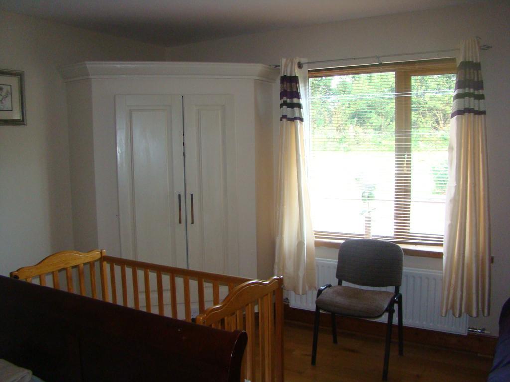 Restmore B&B Anascaul Екстериор снимка